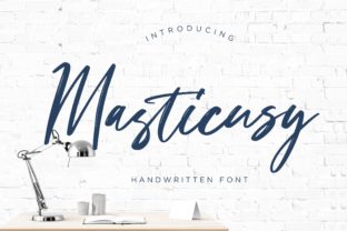 Masticusy: A Script Typeface That Turns Ideas into Art